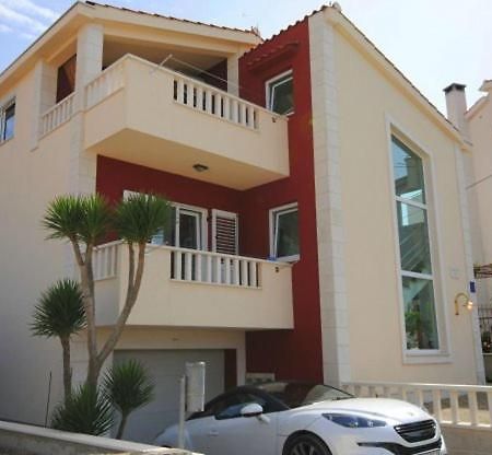 Villa Guliver Слатине Екстериор снимка